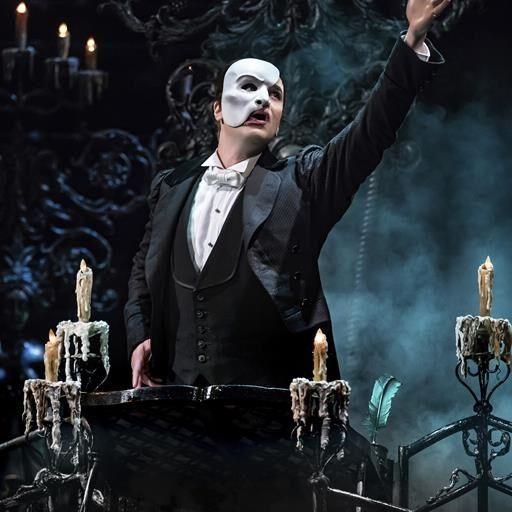 'The Phantom of the Opera' extends its long Broadway goodbye